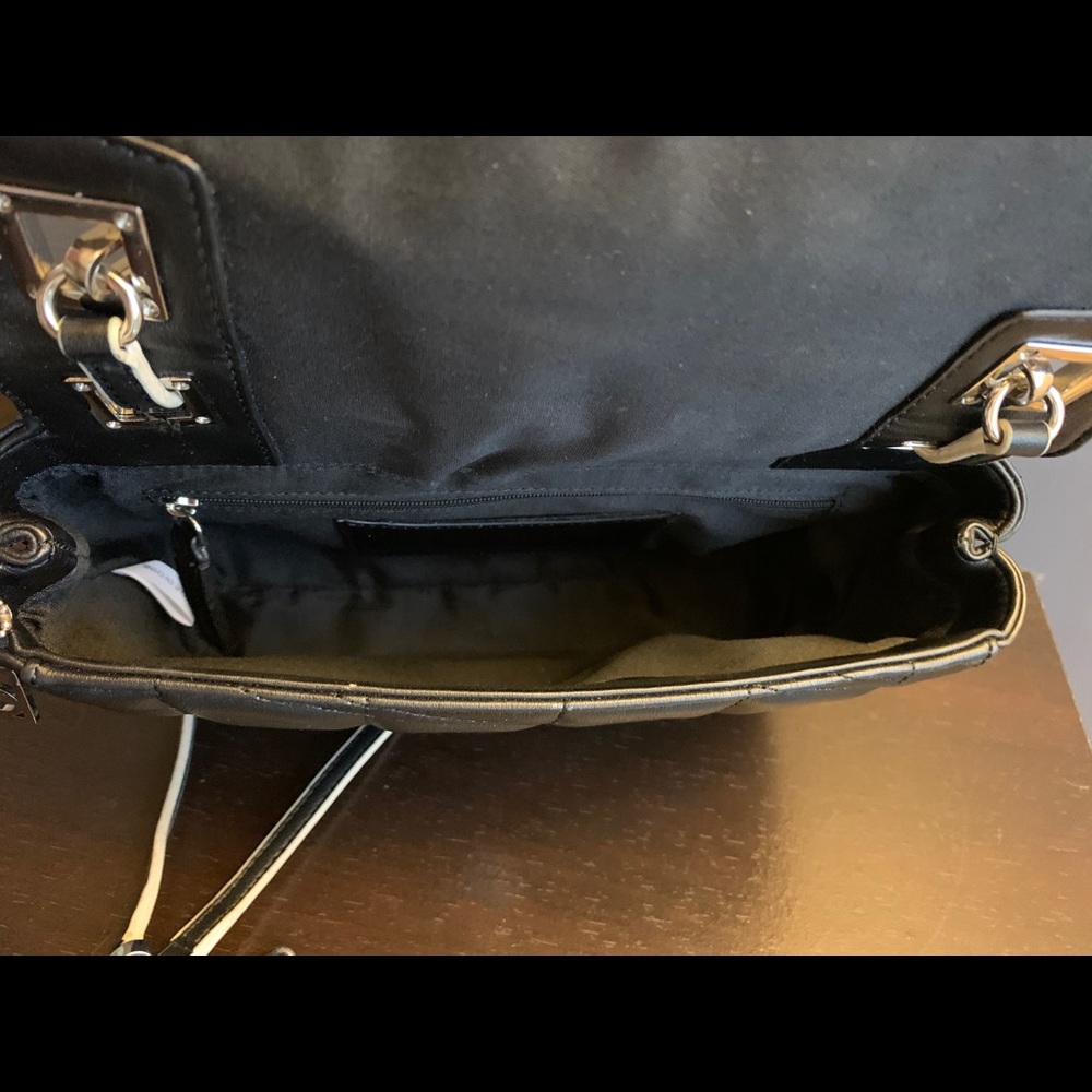 Crossboday Bag - Picture 7 of 8